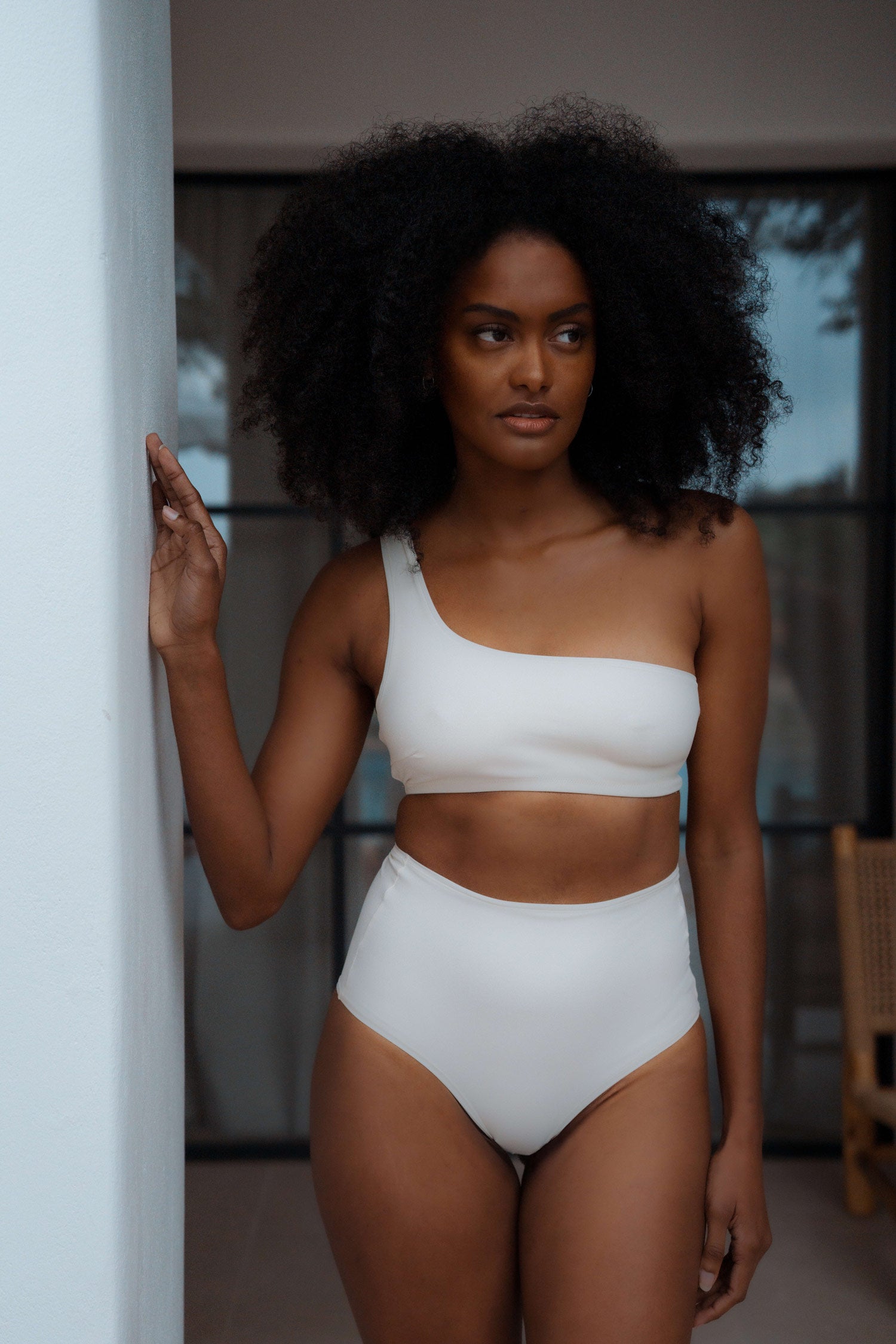 One Shoulder High-Rise Set Cream White (2er Set)